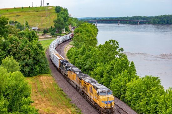 Union Pacific inicia 2026 con crecimiento; Norfolk Southern mantiene ingresos